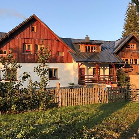 Ubytování na Slučím Tahu Prasily Exterior foto